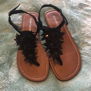 Women’s strap on thong sandals!